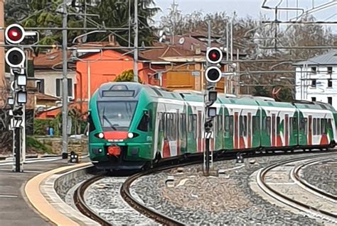 milano reggio emilia treno.